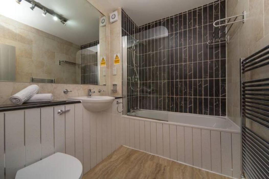 Tron Kirk Residence Edinburgh Luaran gambar